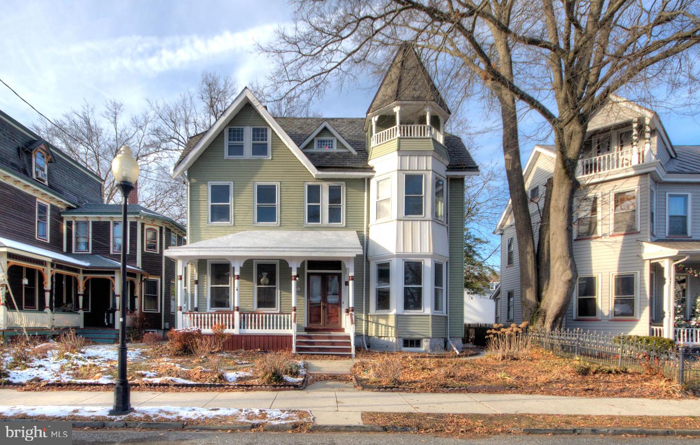 37 Union St