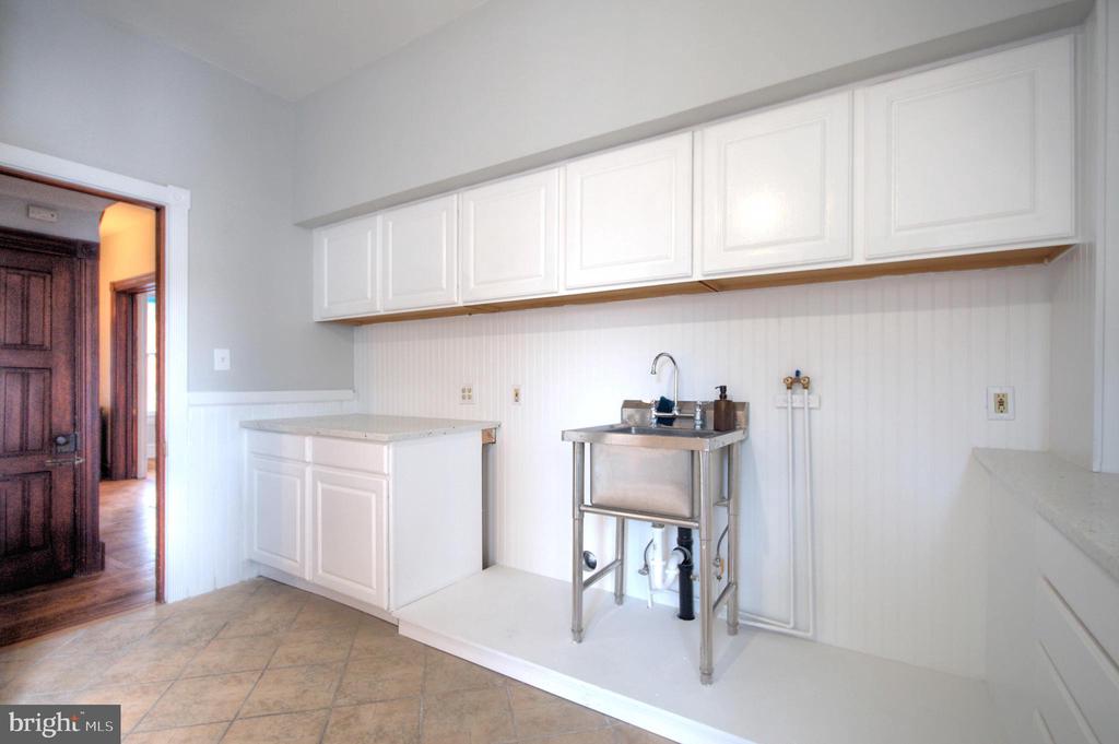 37 Union St