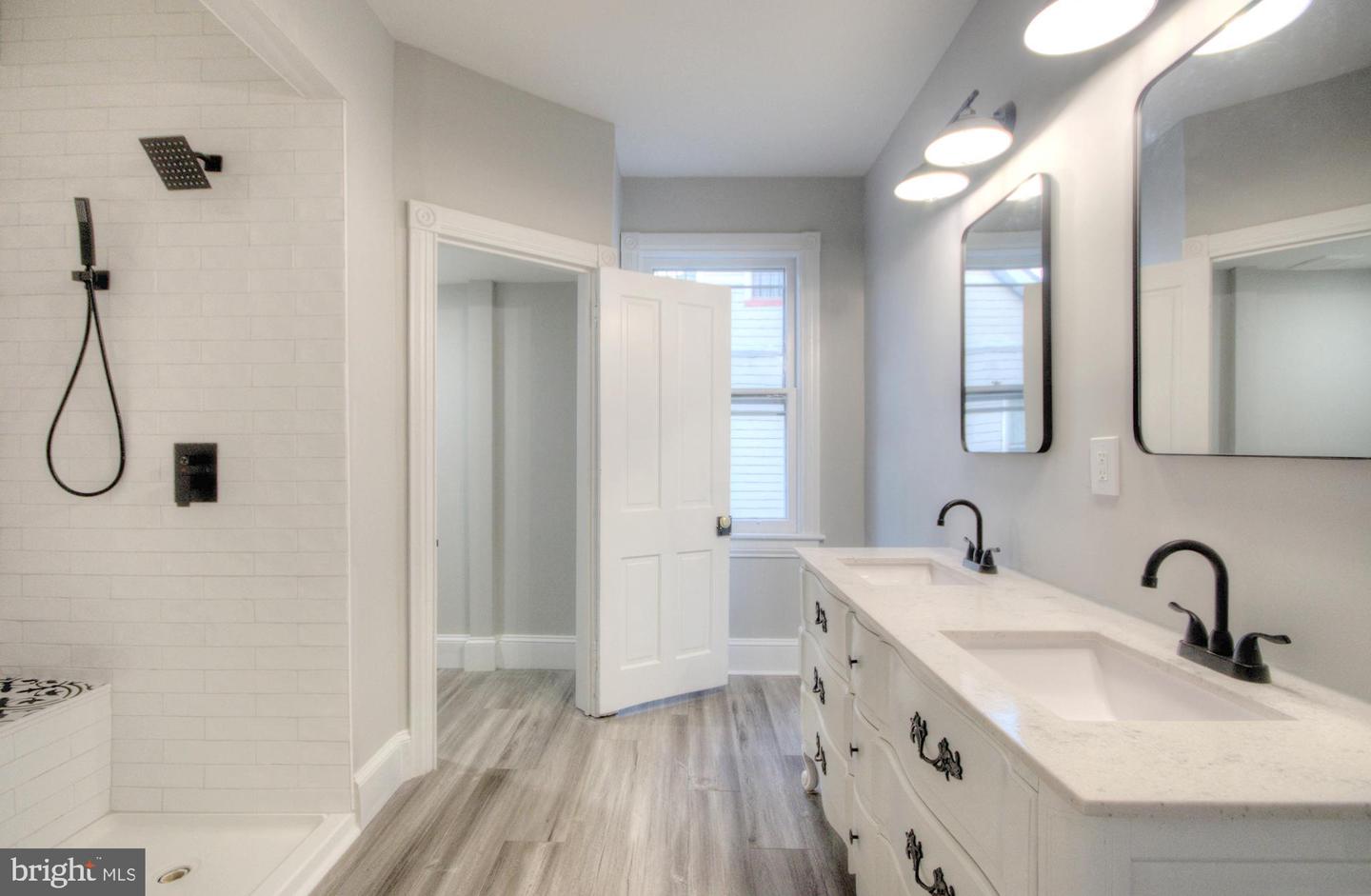 37 Union St