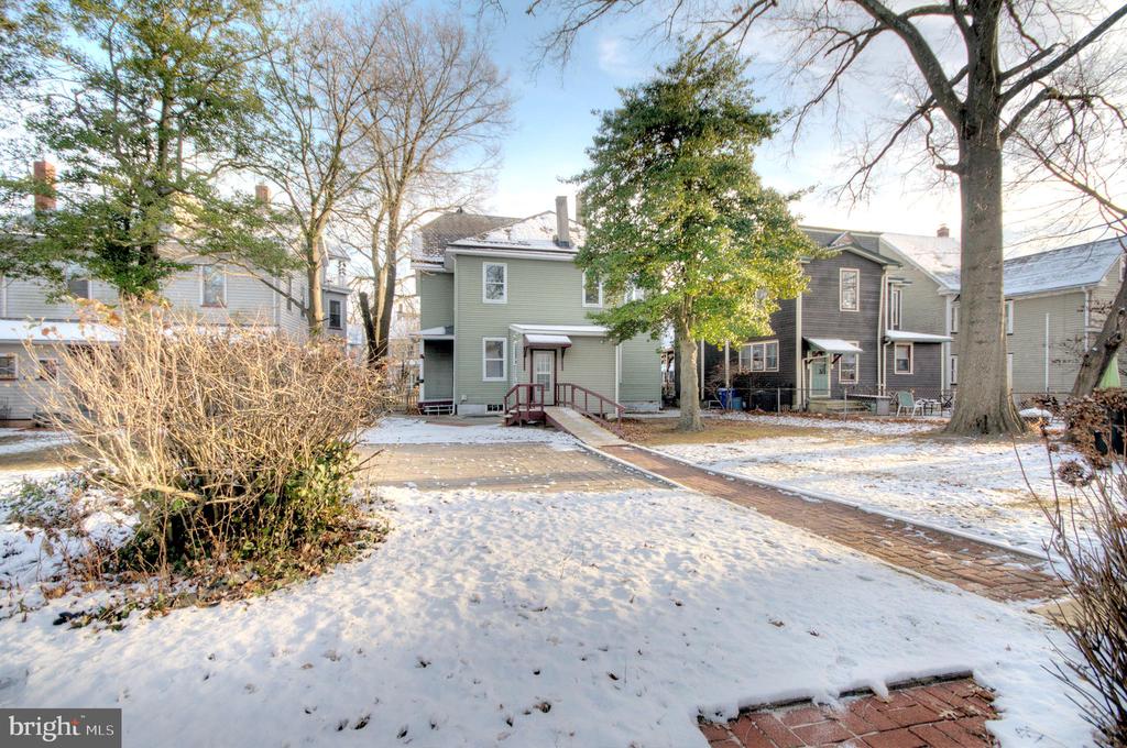37 Union St