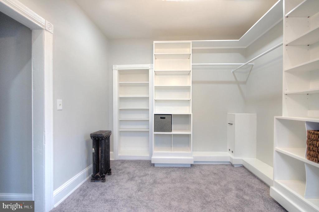 37 Union St