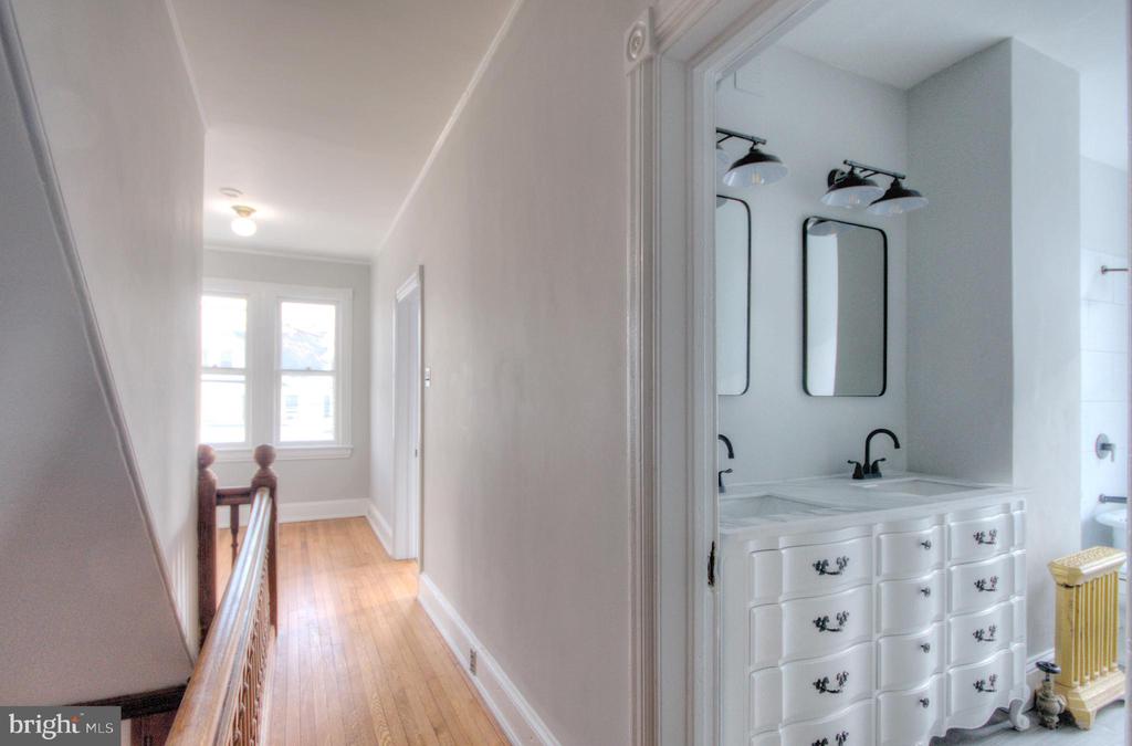 37 Union St