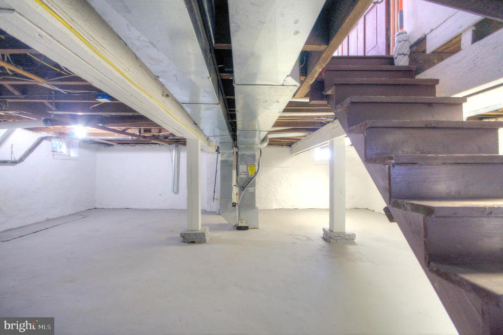 37 Union St