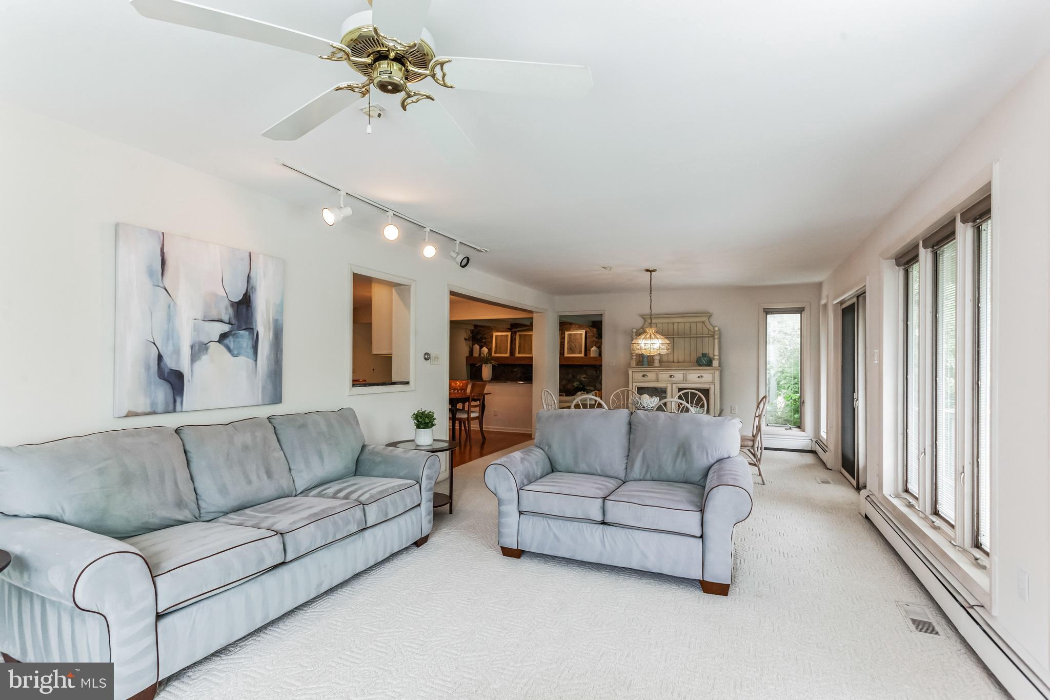 44 Woodside Dr