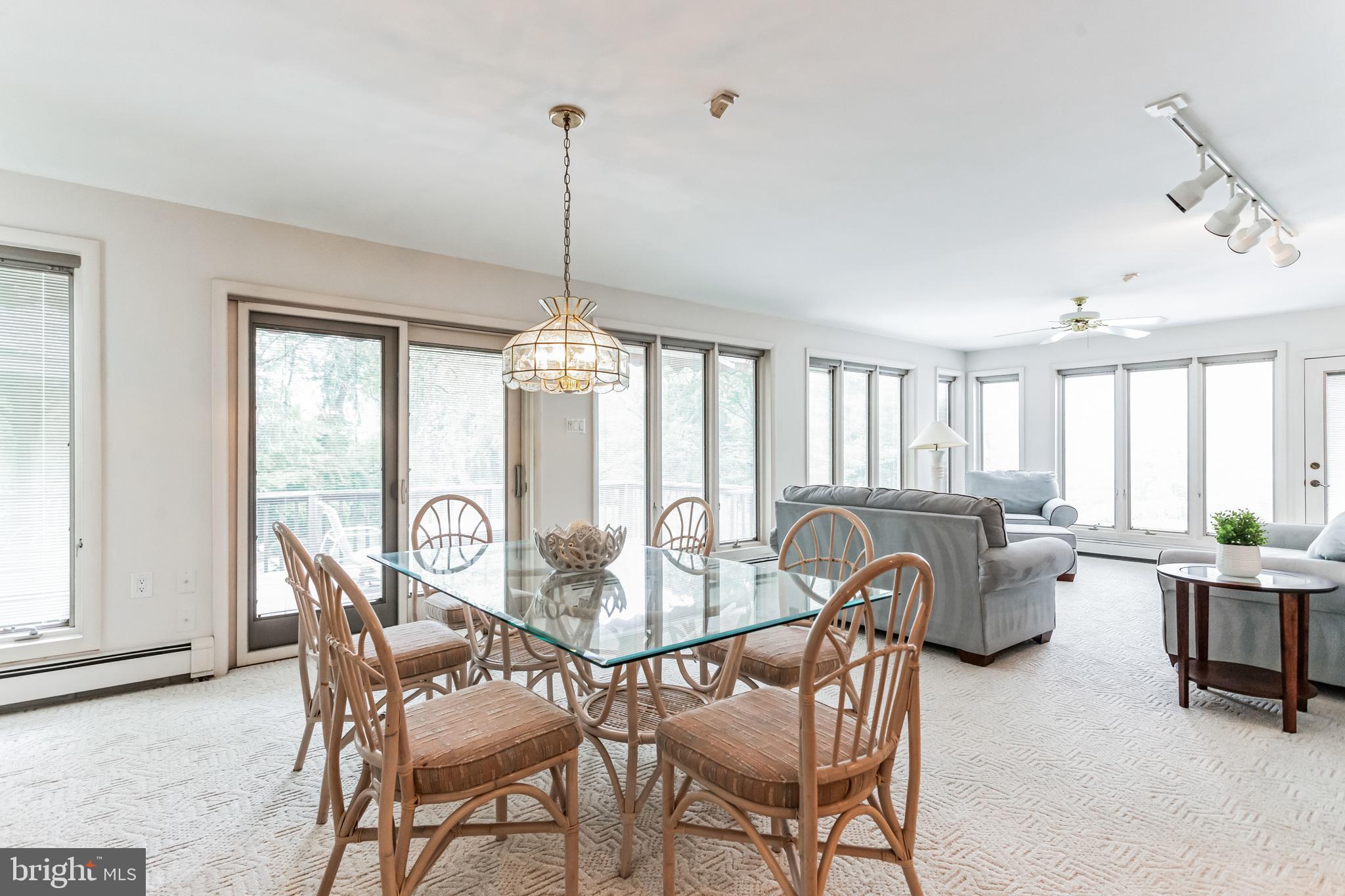44 Woodside Dr