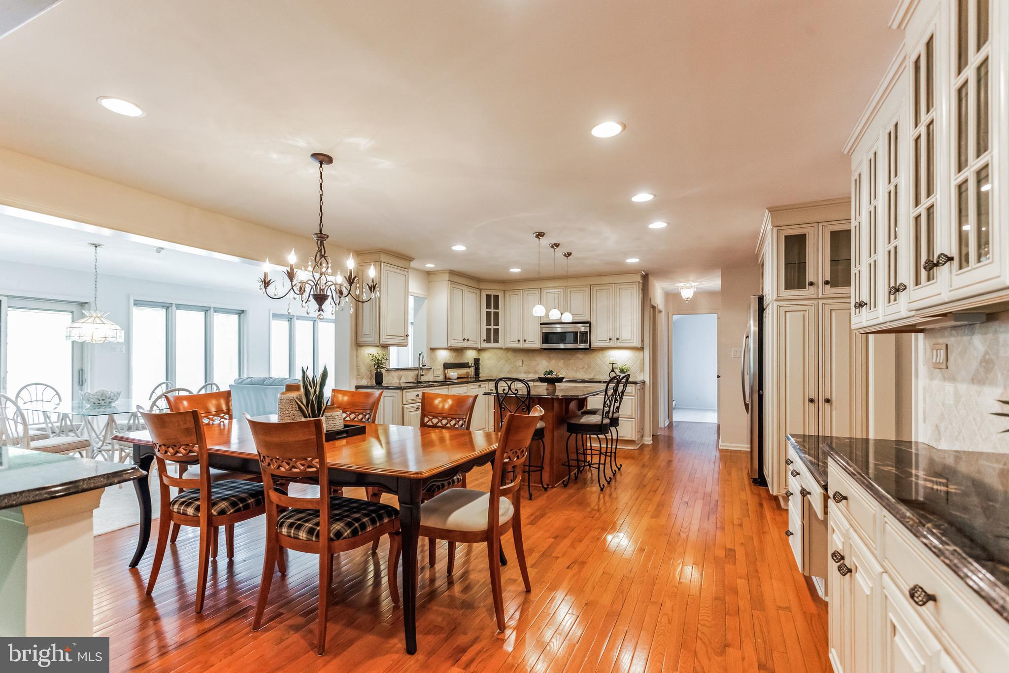 44 Woodside Dr