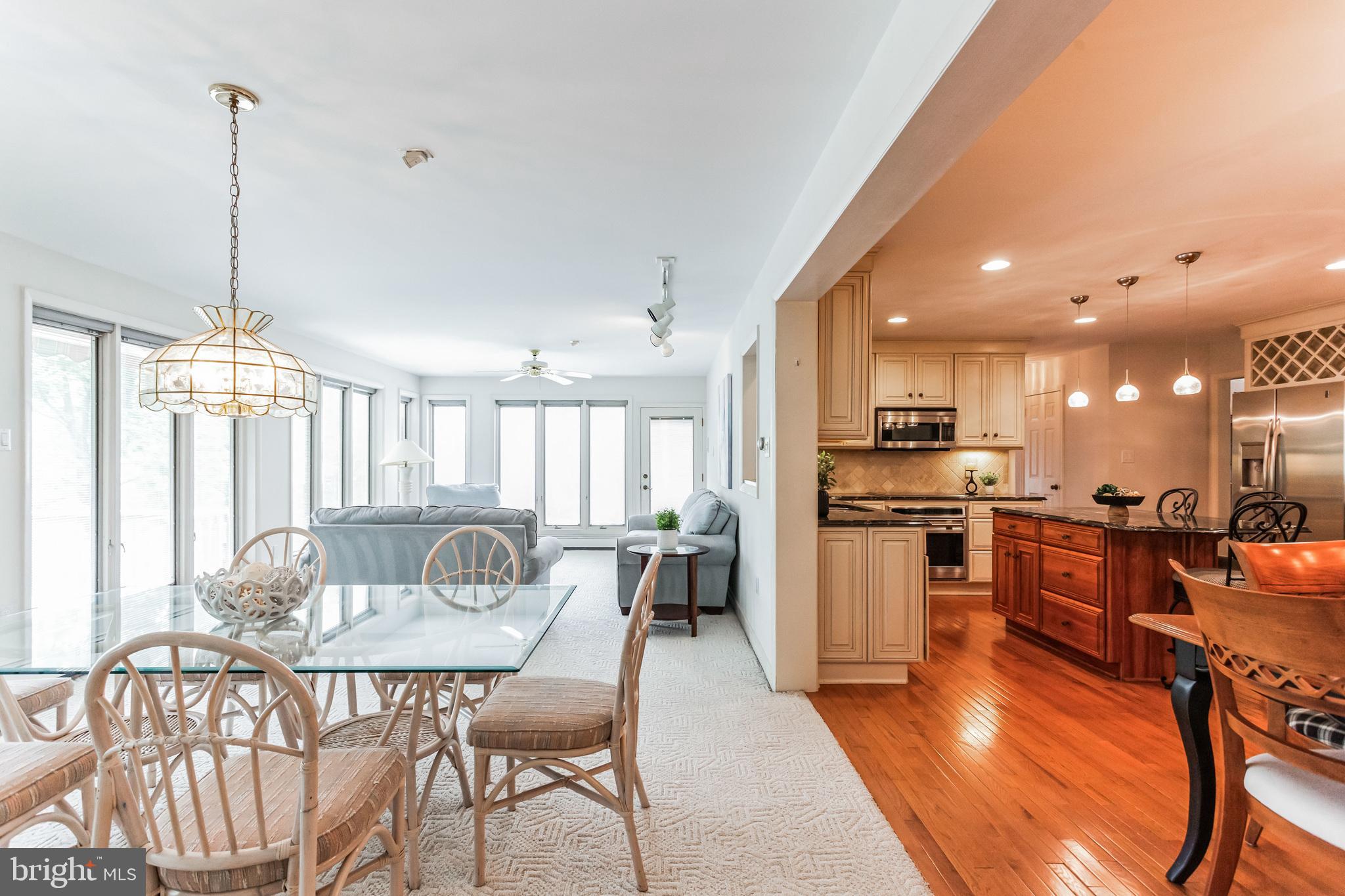 44 Woodside Dr