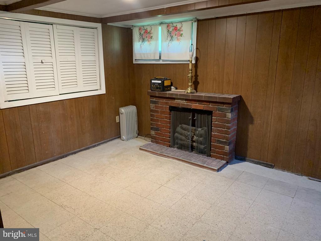 3464 Felton Ave