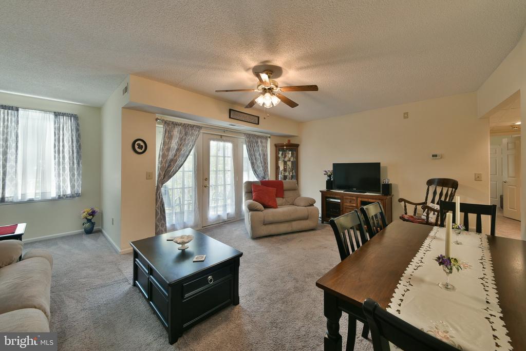 5300 CENTENNIAL STATION Unit: 530