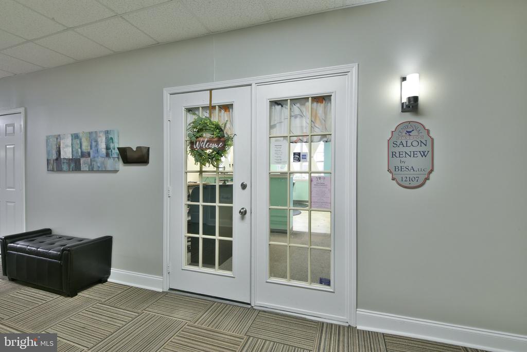 5300 CENTENNIAL STATION Unit: 530