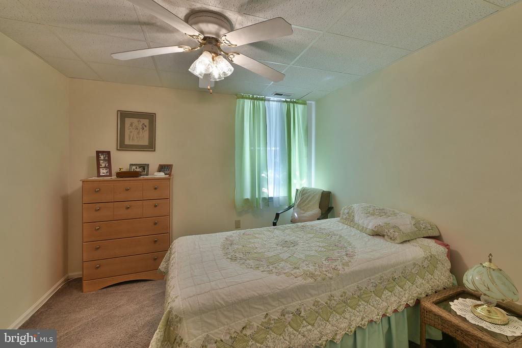 5300 CENTENNIAL STATION Unit: 530