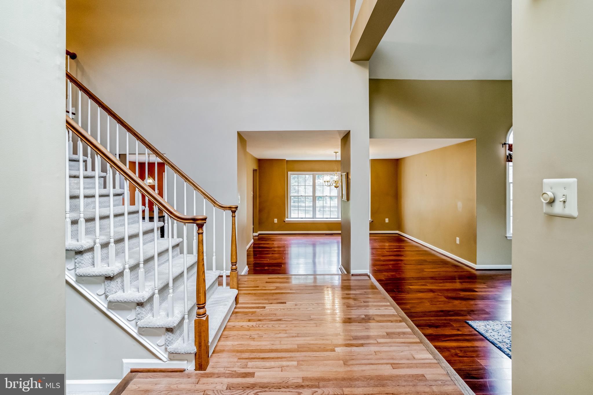 716 Castlewood Dr