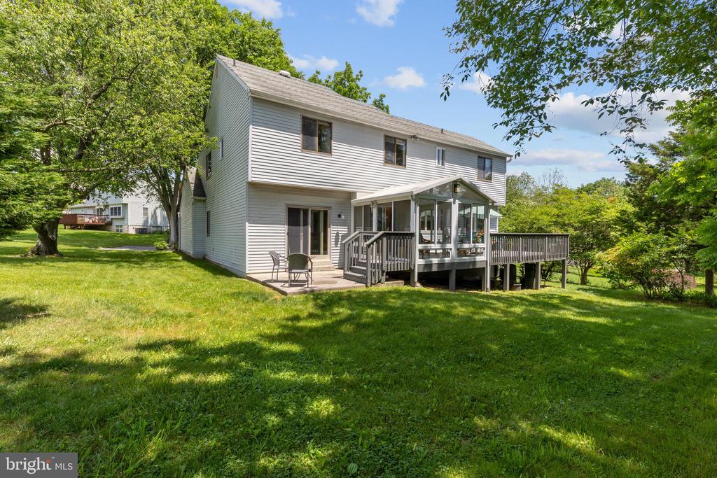 914 Florence Ln