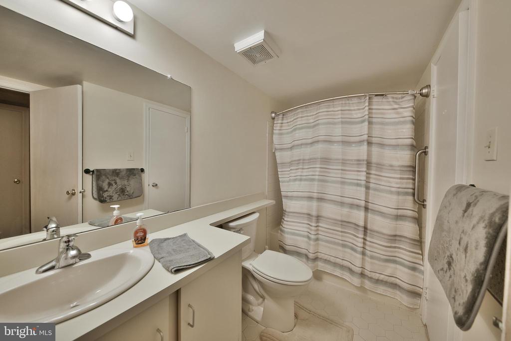 205 Glen Ln #Condo 345
