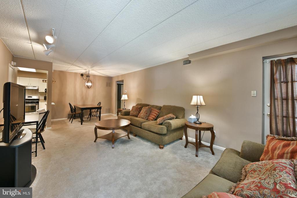205 Glen Ln #Condo 345