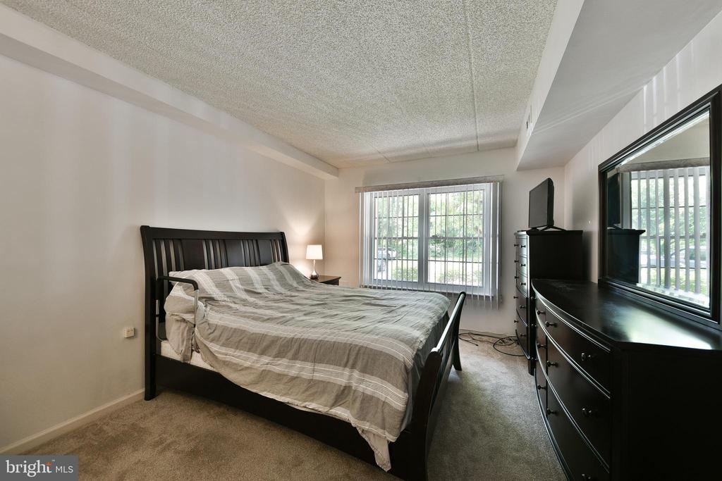 205 Glen Ln #Condo 345