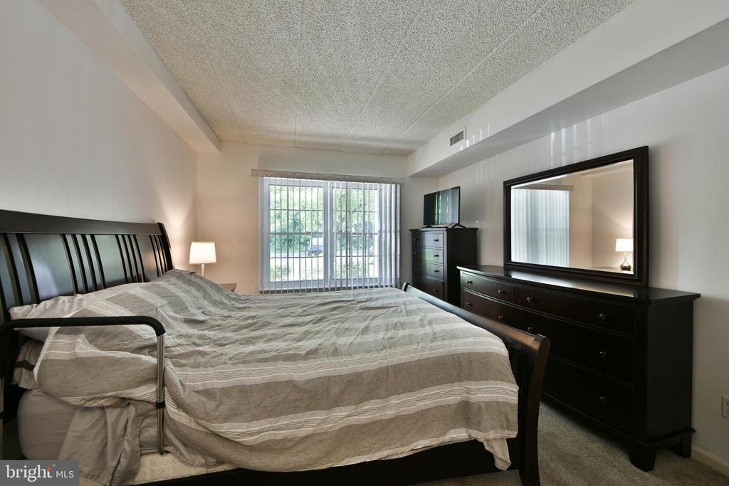 205 Glen Ln #Condo 345