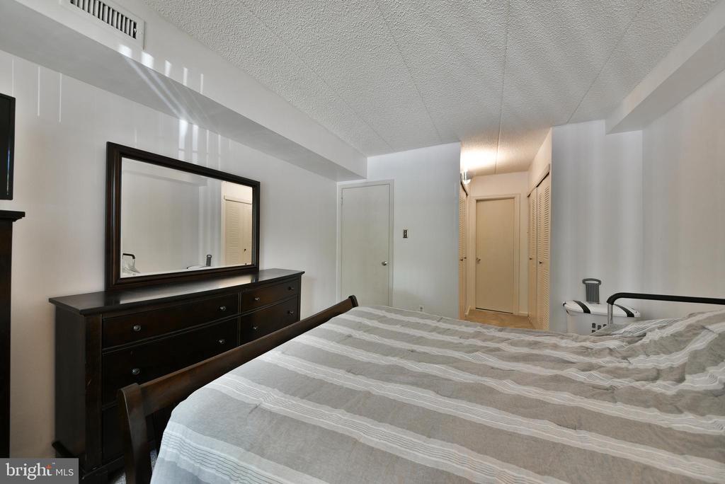 205 Glen Ln #Condo 345