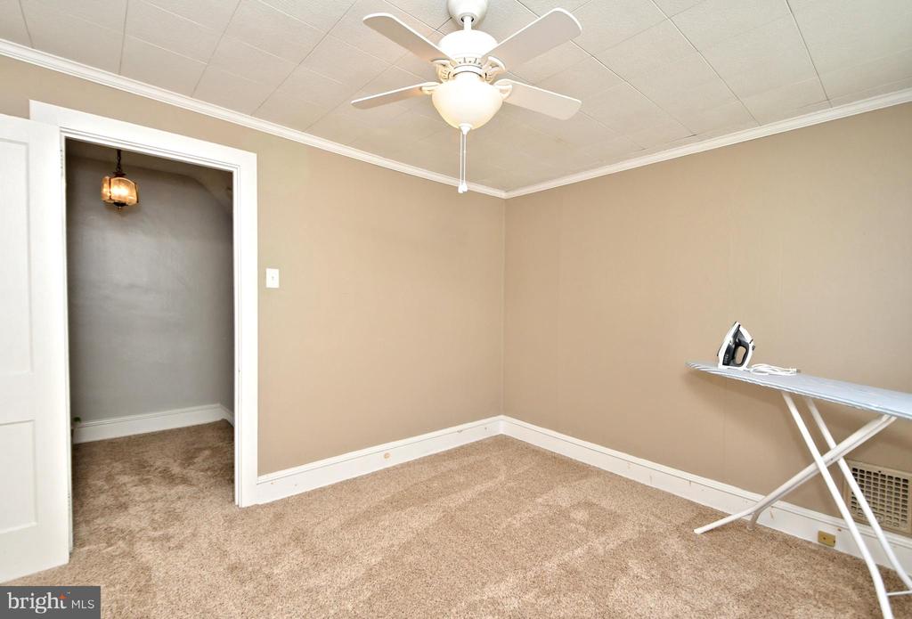 342 Oak Rd