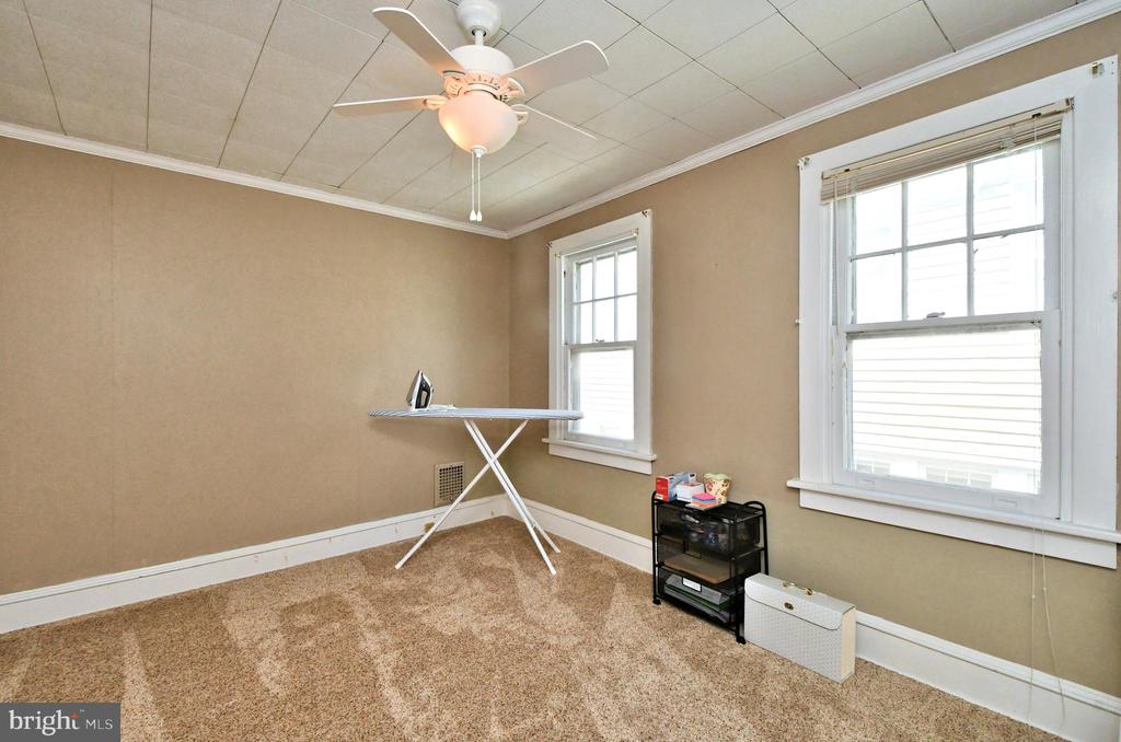 342 Oak Rd