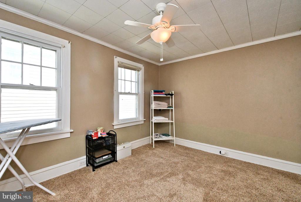 342 Oak Rd