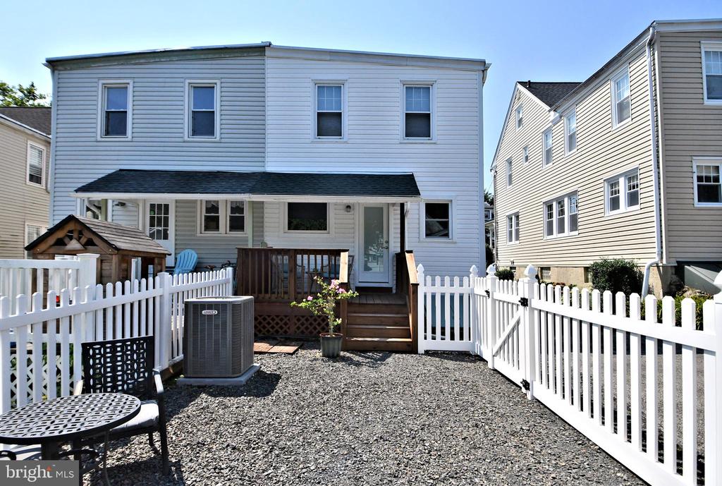 342 Oak Rd