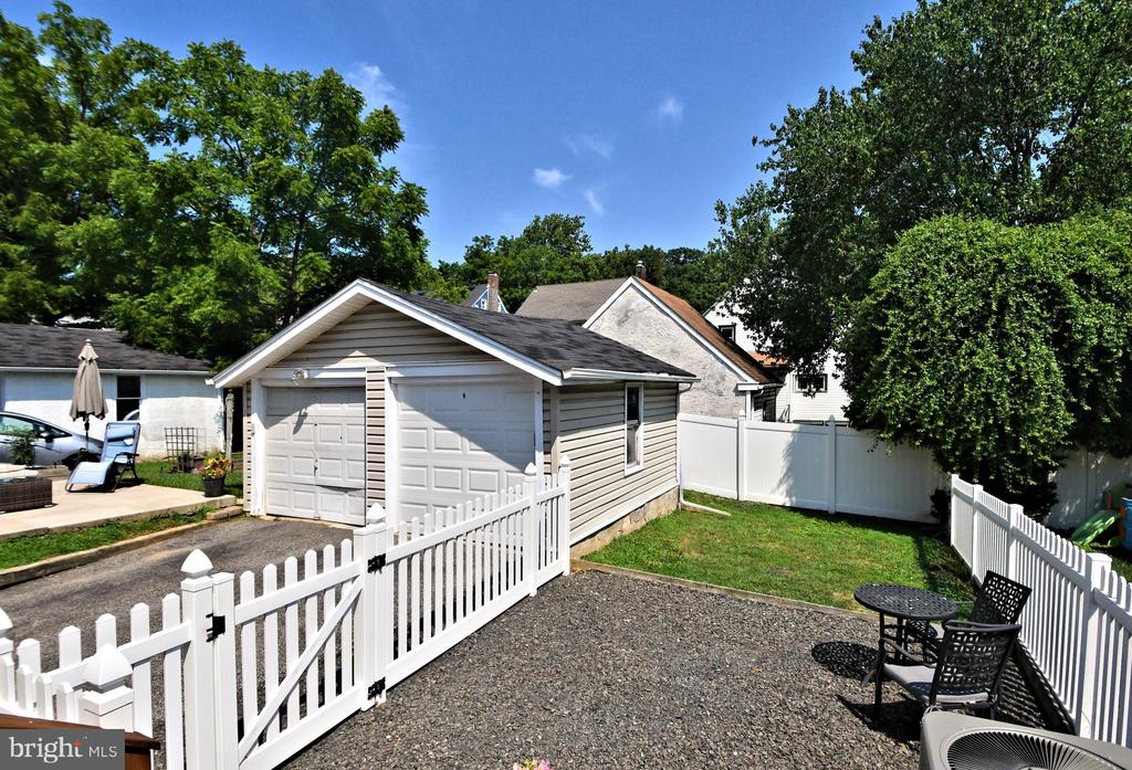 342 Oak Rd