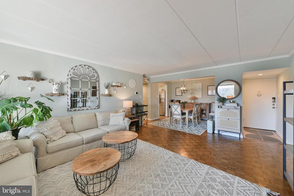 100 West Ave #707w