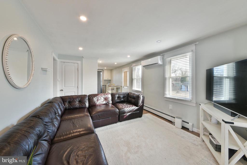 125 Houston Ave