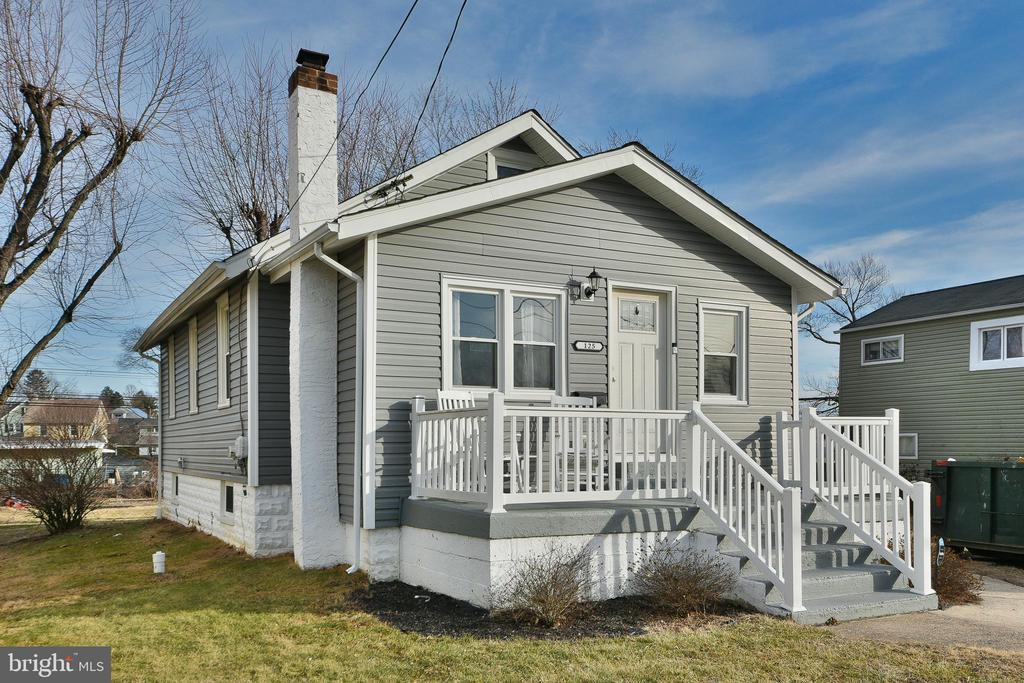 125 Houston Ave