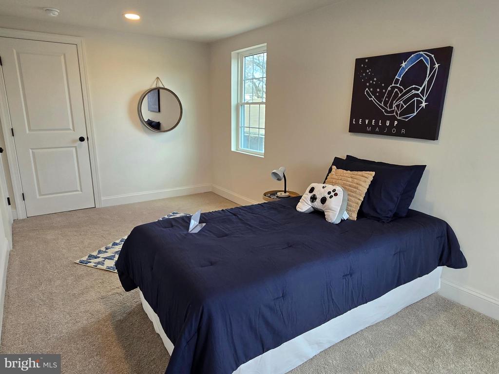 471 New Elm St
