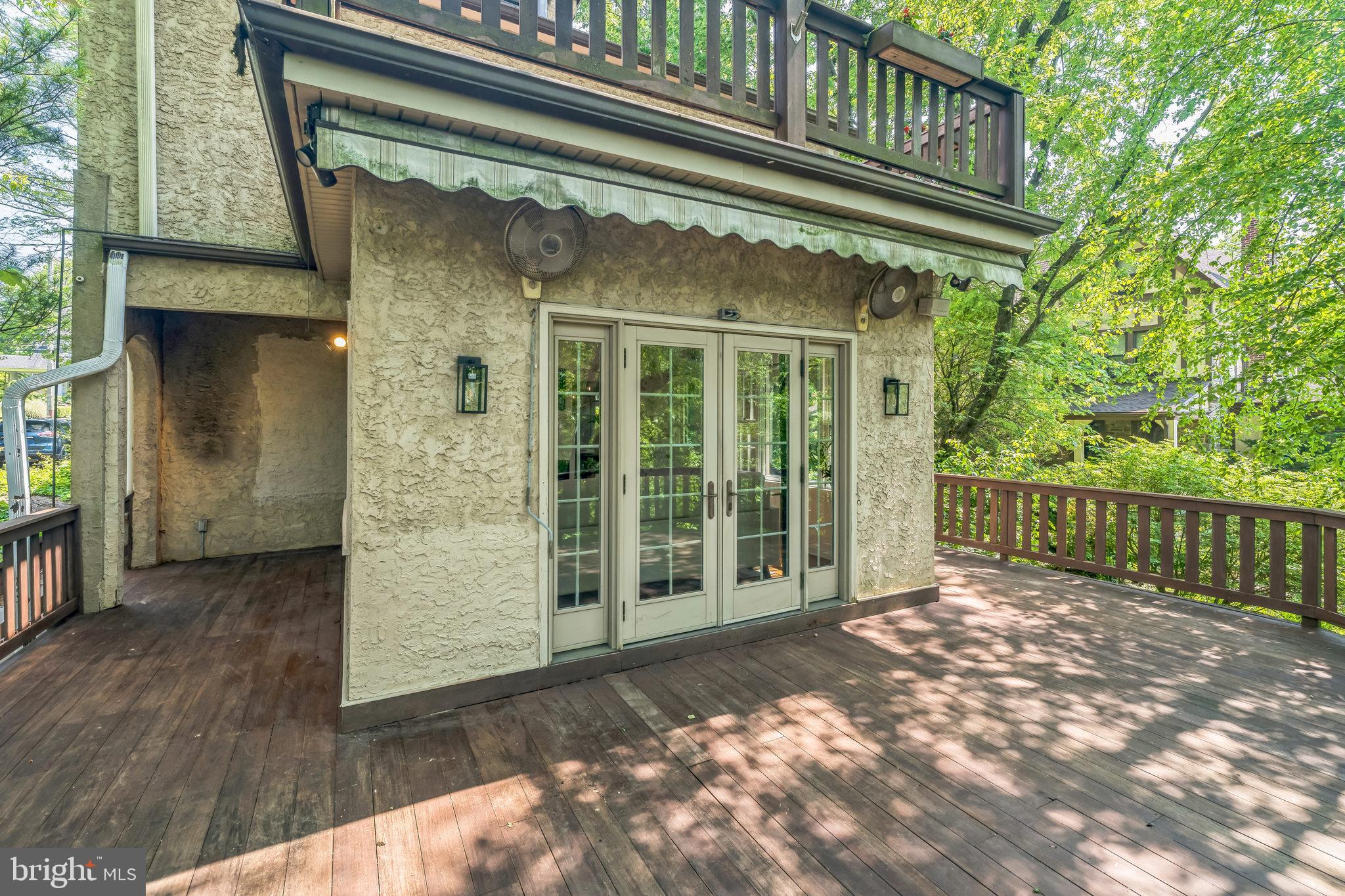 215 Summit Ave