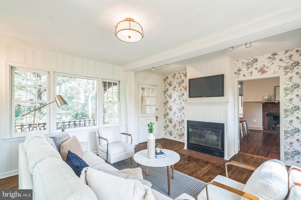 215 Summit Ave