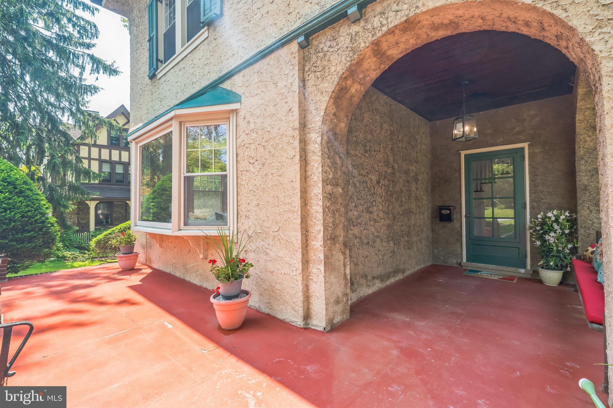 215 Summit Ave