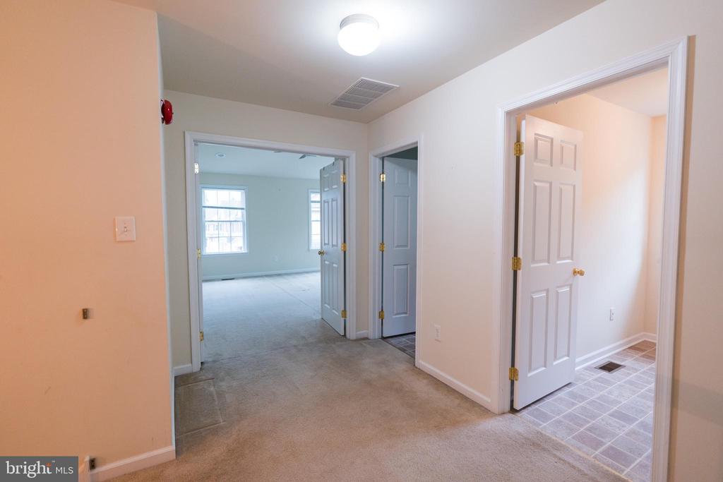 2736 KEEBLER COURT