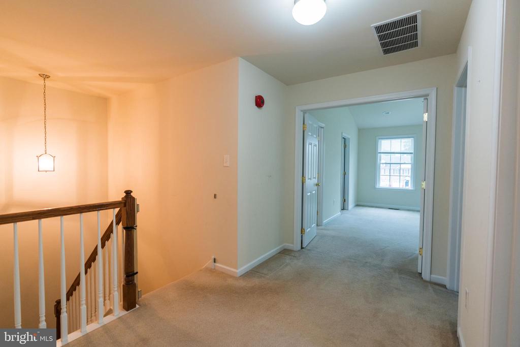 2736 KEEBLER COURT