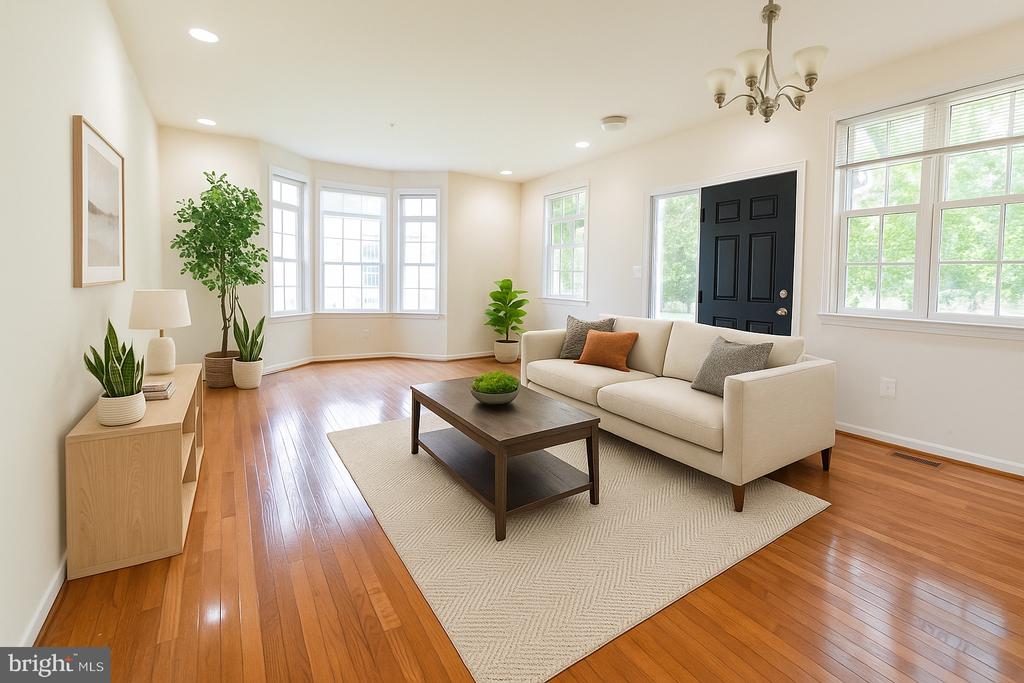 2736 KEEBLER COURT