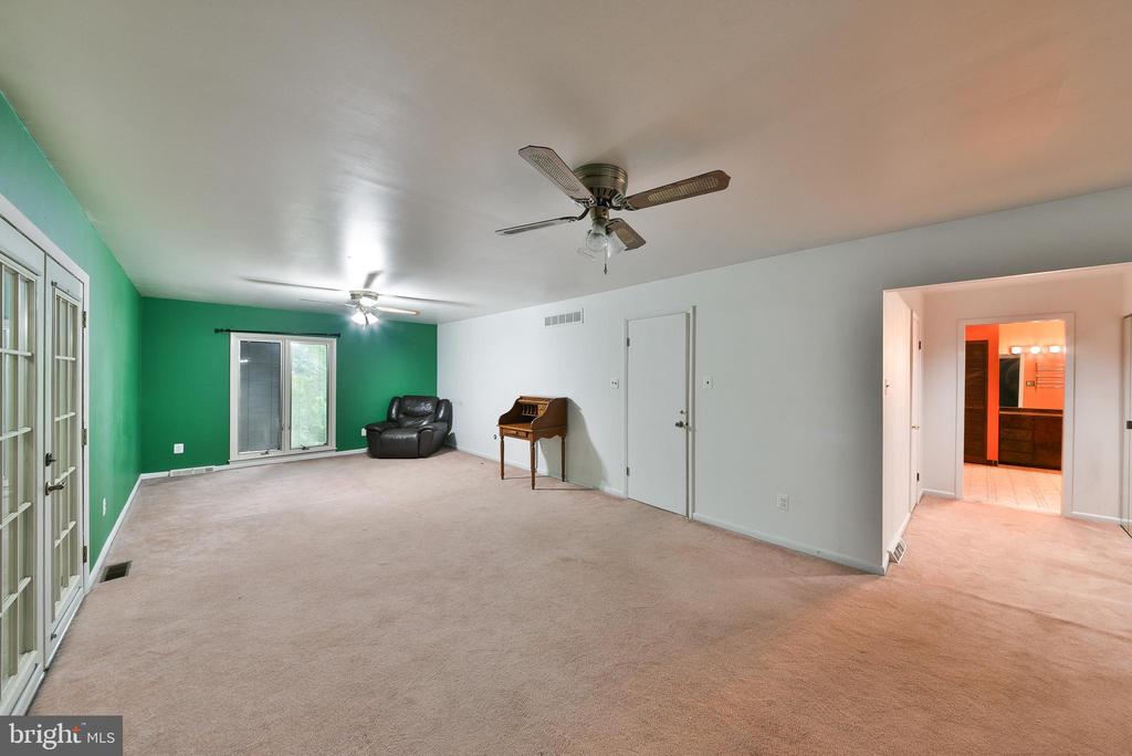 611 Church Rd