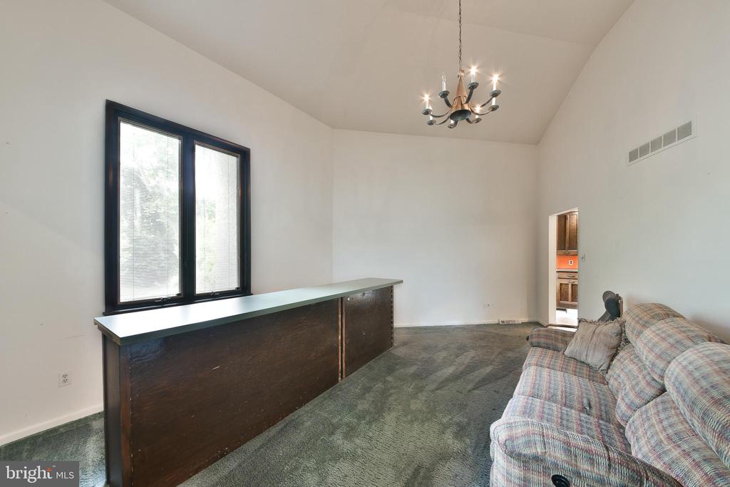 611 Church Rd