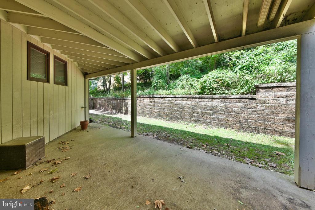 611 Church Rd