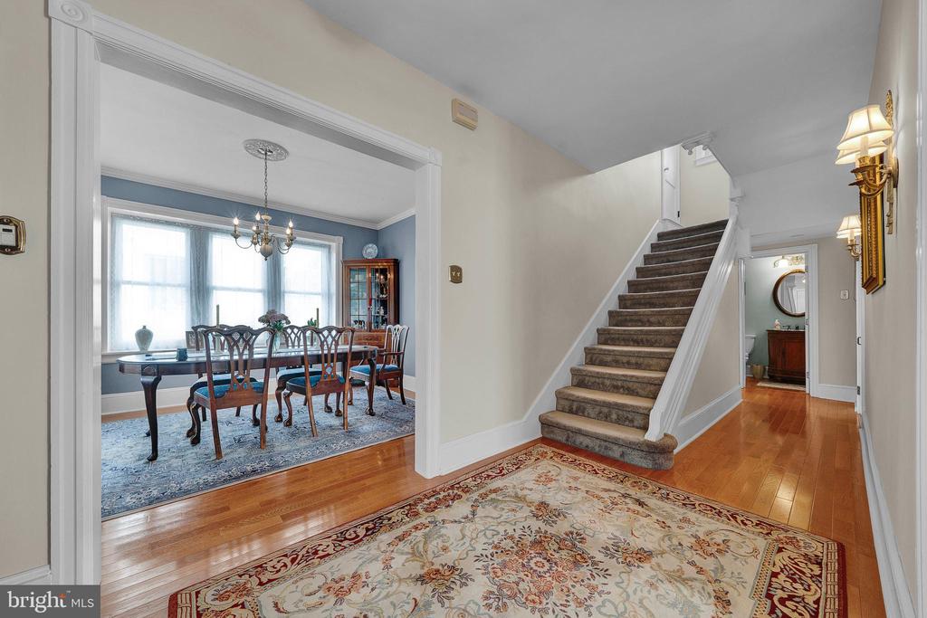 200 HILLSIDE AVENUE