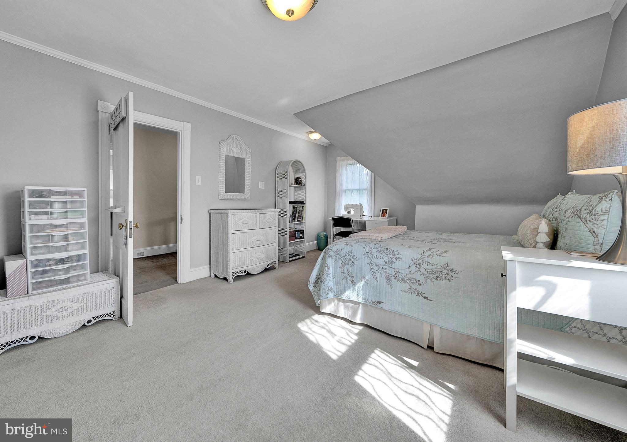 200 HILLSIDE AVENUE