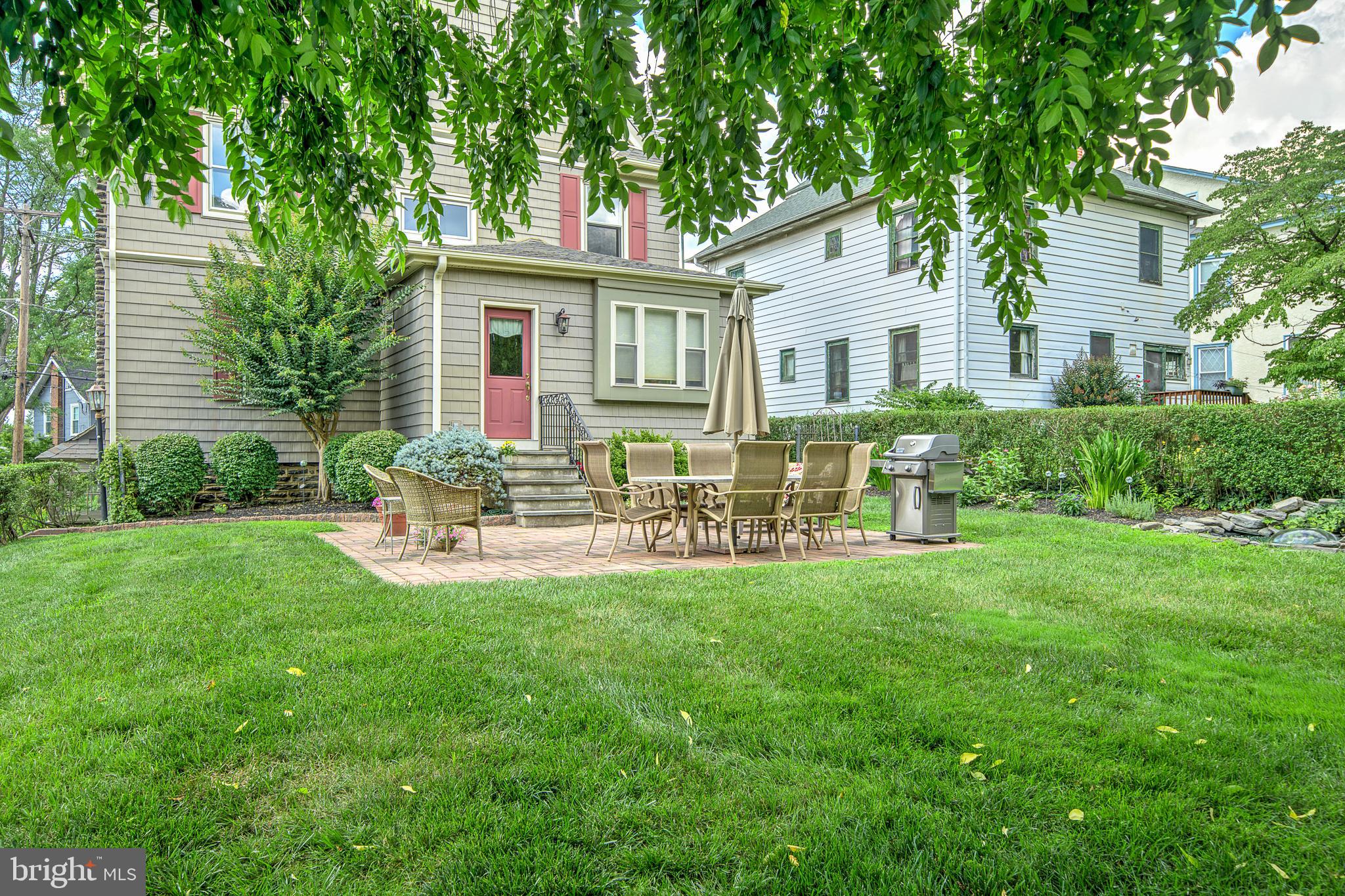 200 HILLSIDE AVENUE