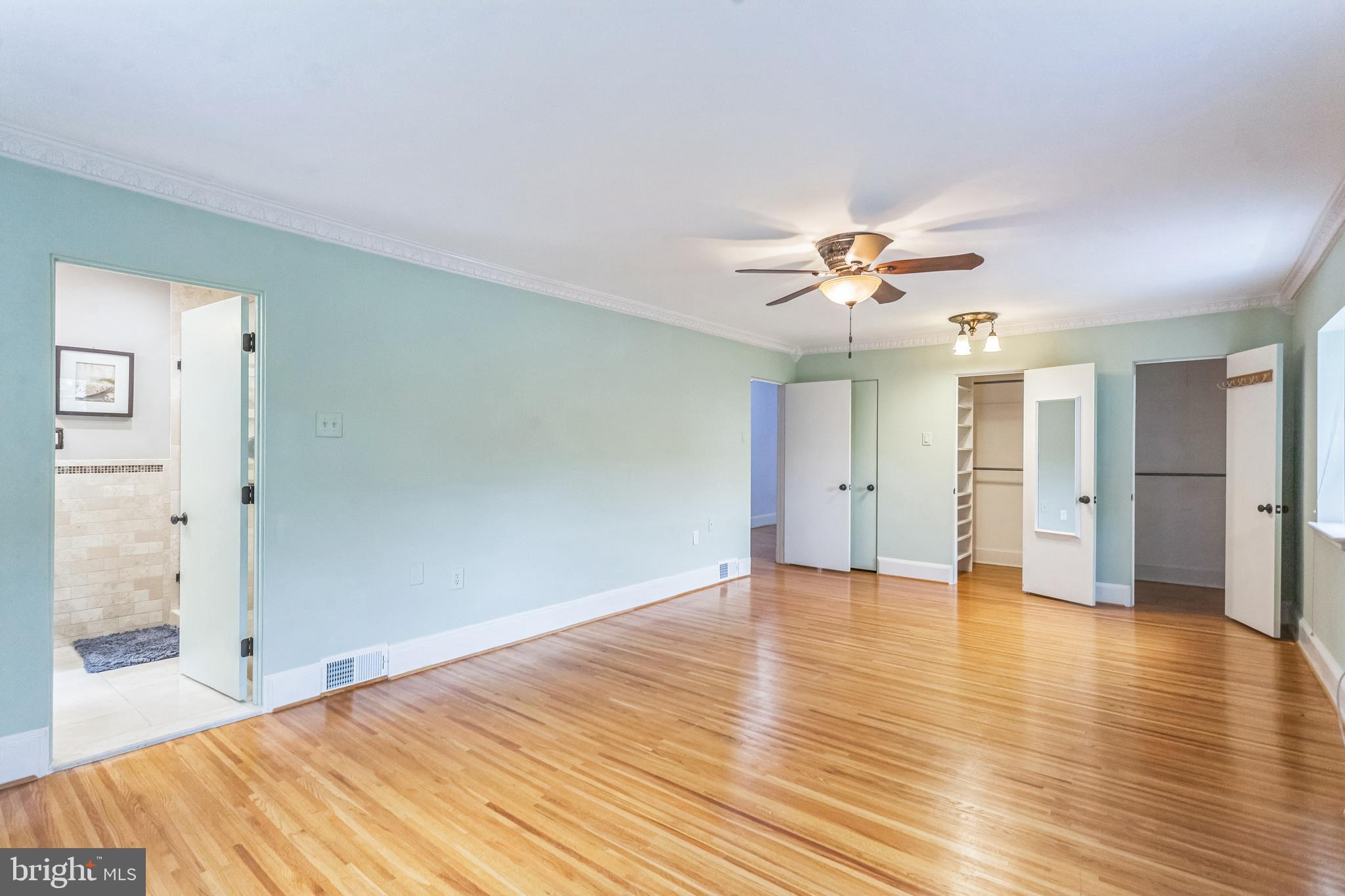 811 Stratford Ave