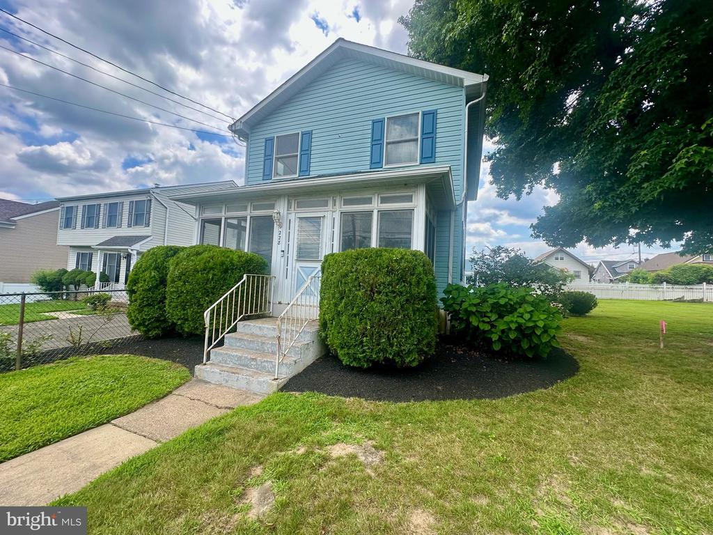 228 BROOK STREET