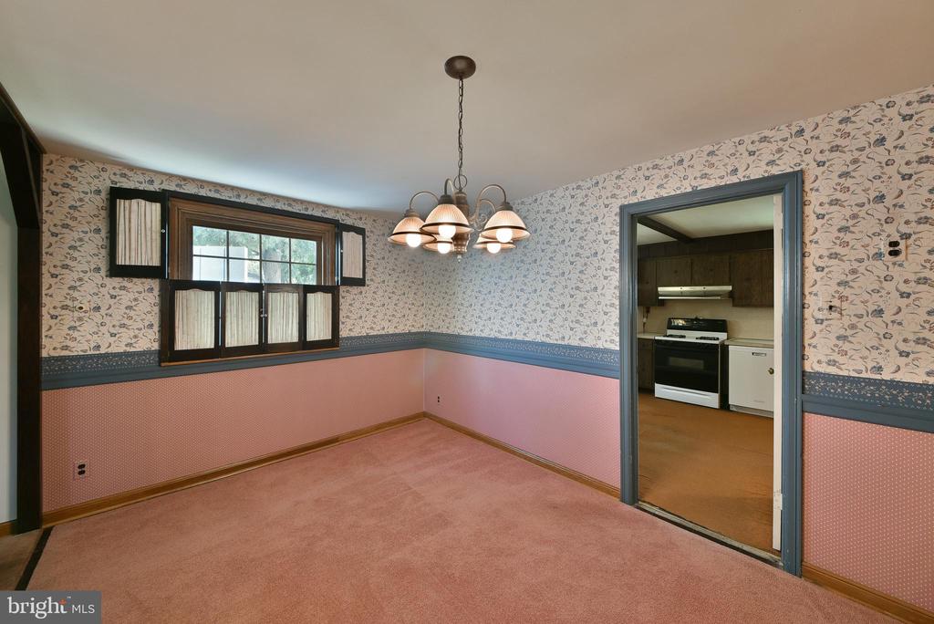 439 Manor Rd