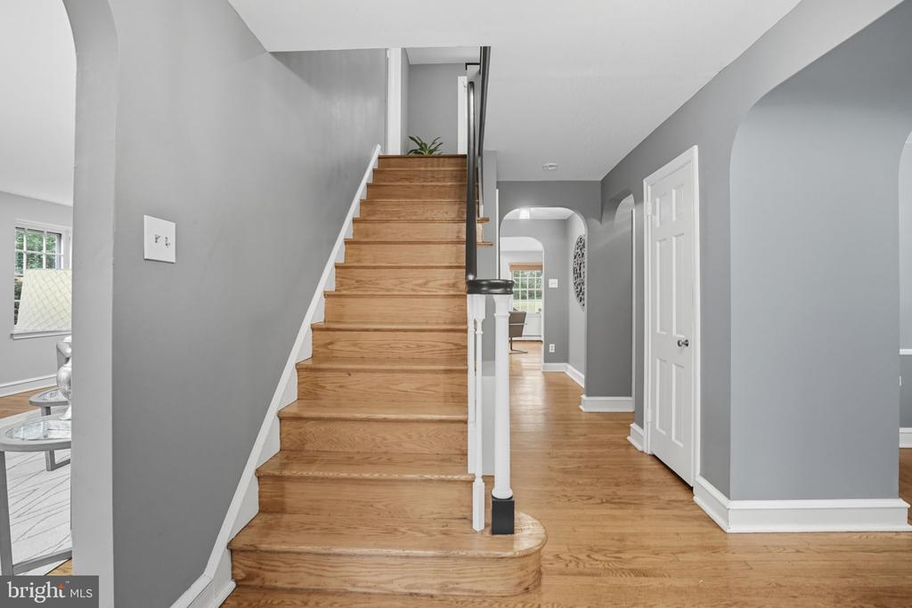 615 MULFORD ROAD
