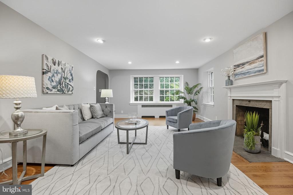 615 MULFORD ROAD