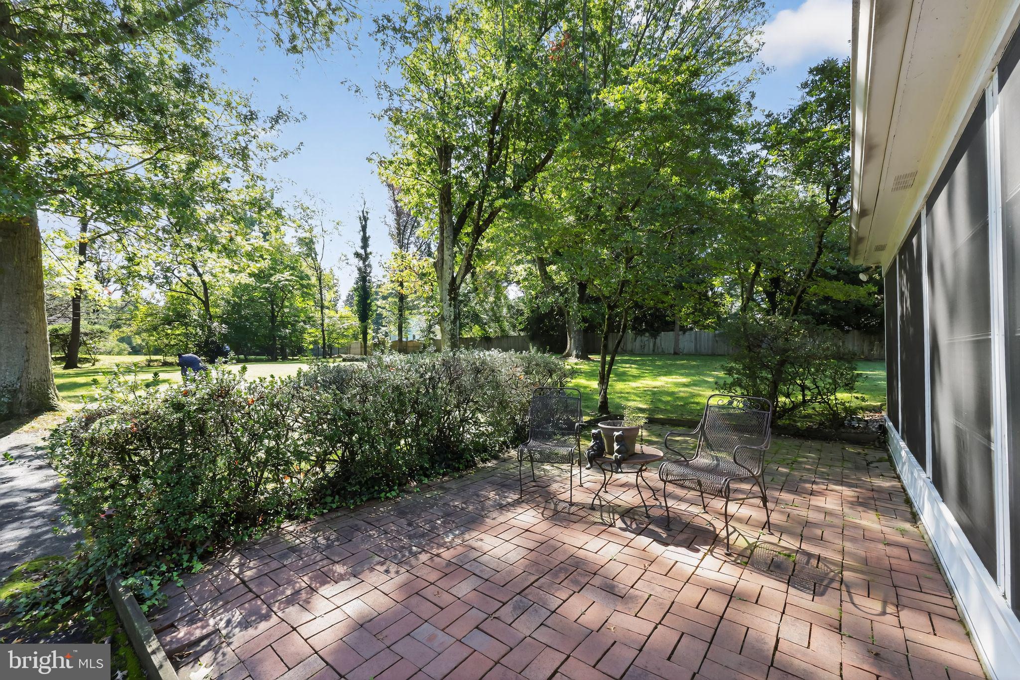 1263 GILBERT ROAD
