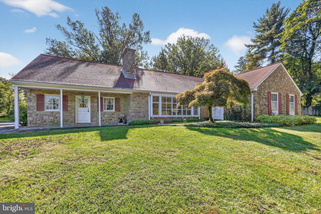 1263 GILBERT ROAD